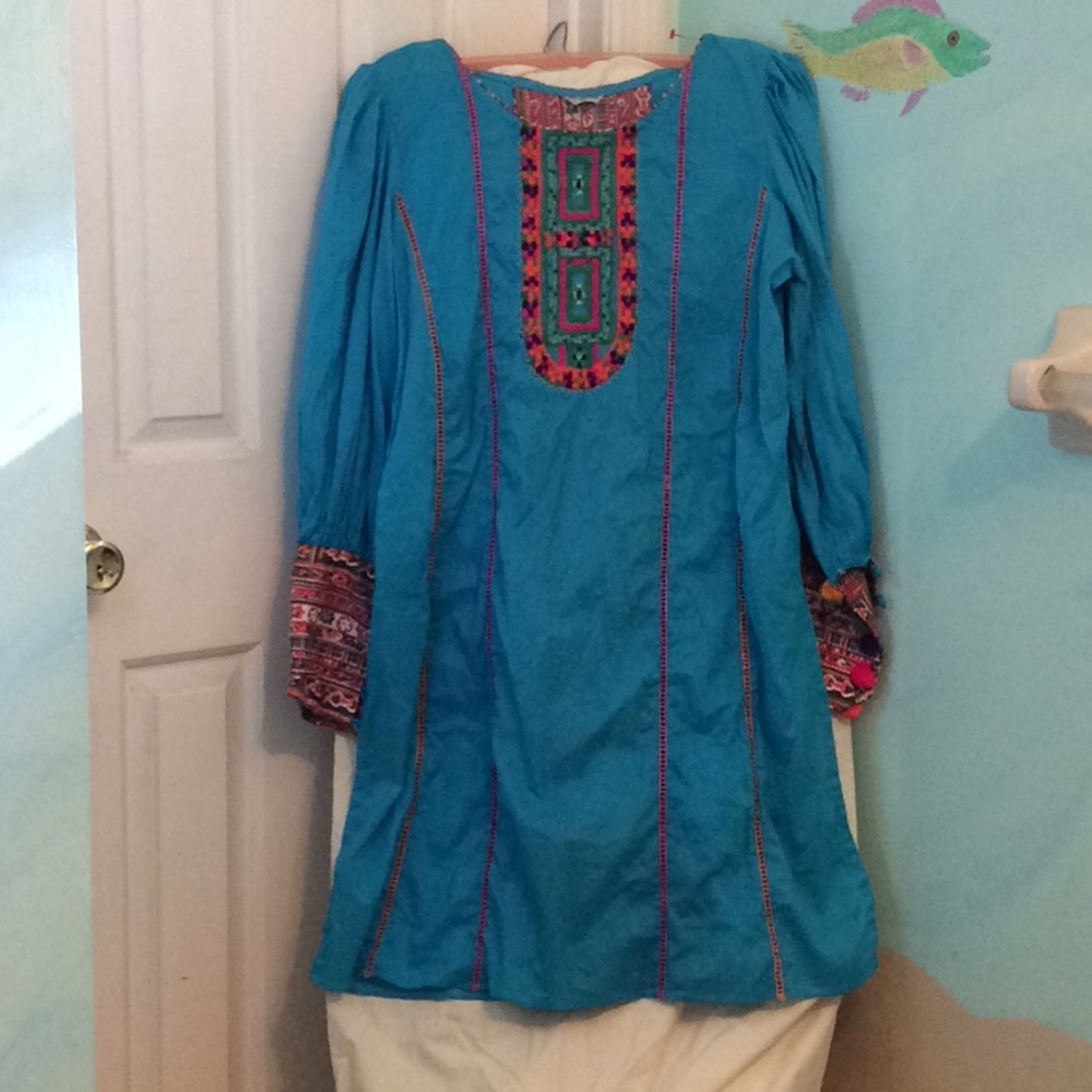 VINTAGE Chinyere Tunic by Bareeze’ East Asian Designs - Picture 12 of 15